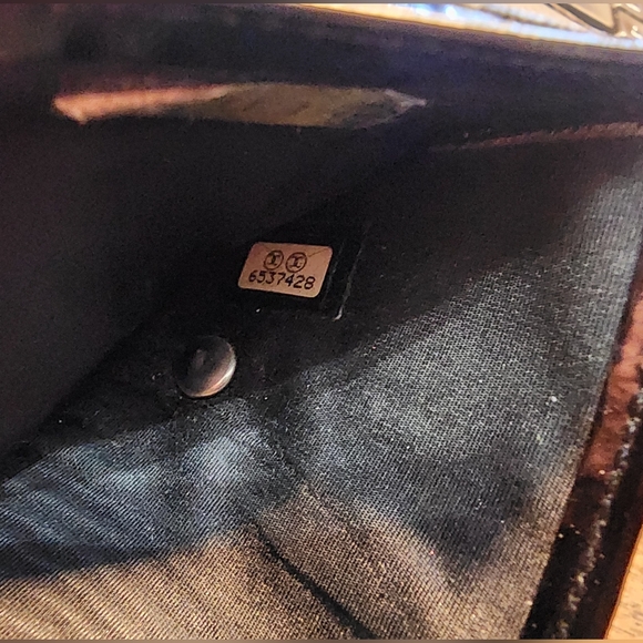 Chanel Patent Leather Trifold Compact Wallet - Picture 5 of 10